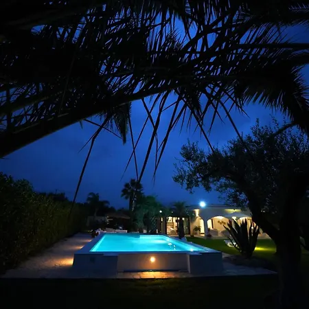 Villa Garden *
