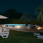 Garden וילה *